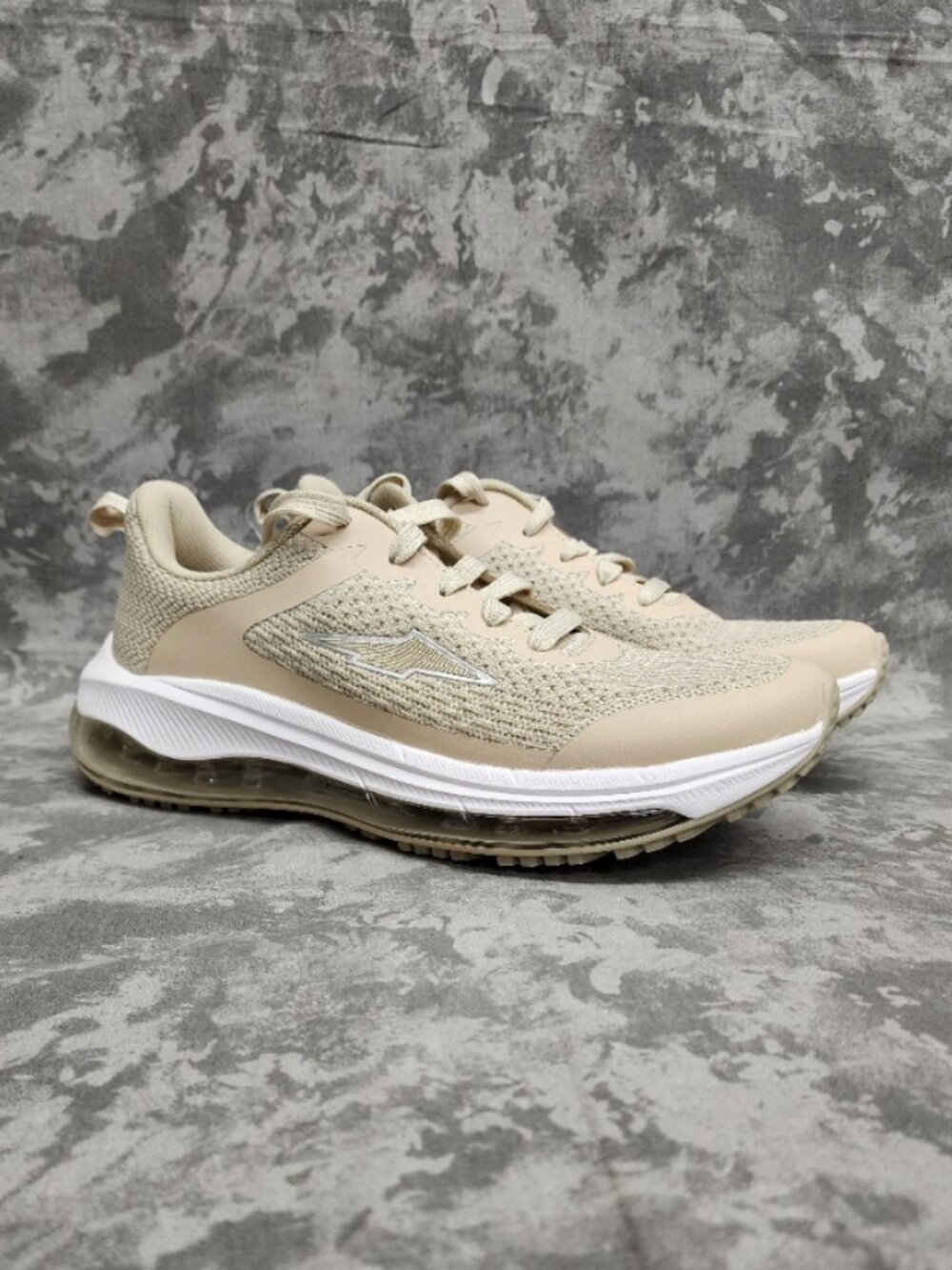 New Avia 02 Air 360 Sneakers - Natural - Size 9